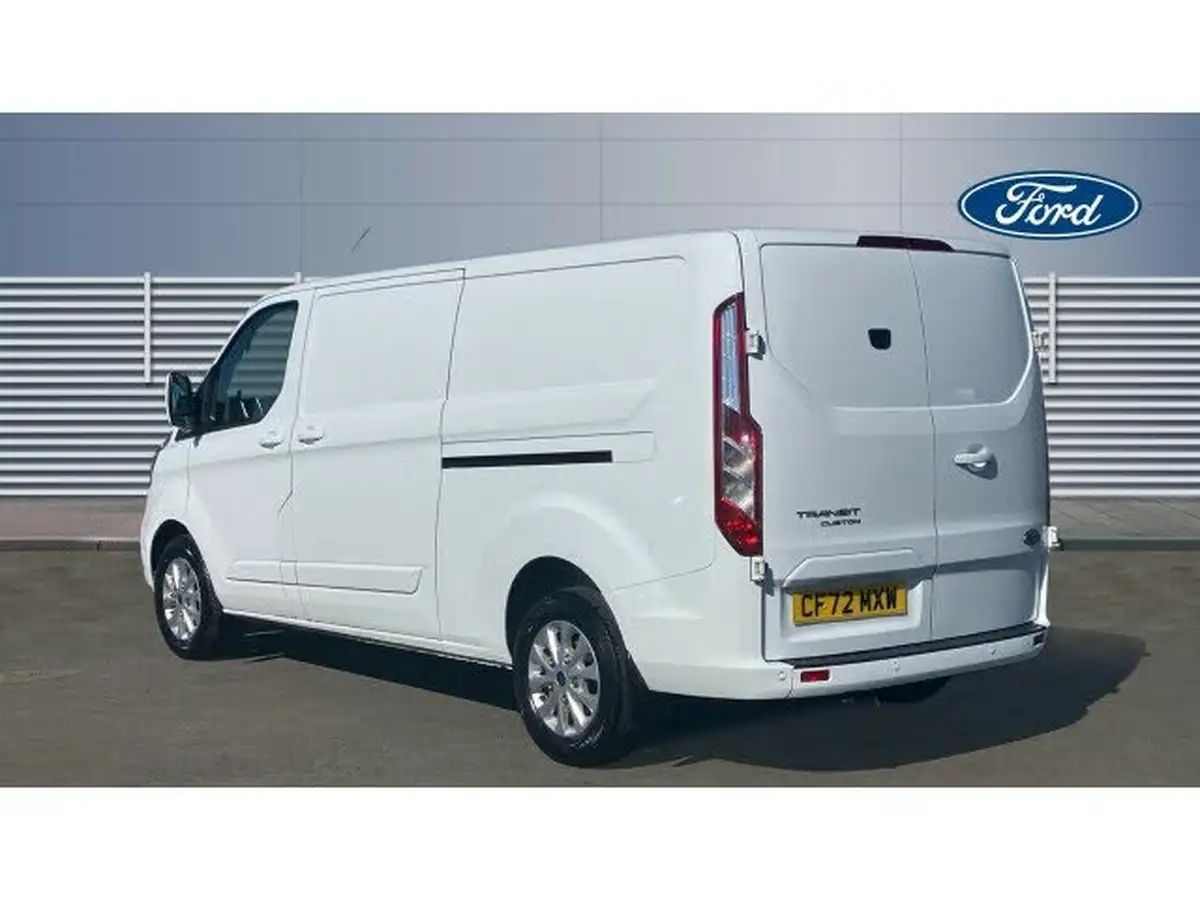 2023-ford-transit-custom-big-1