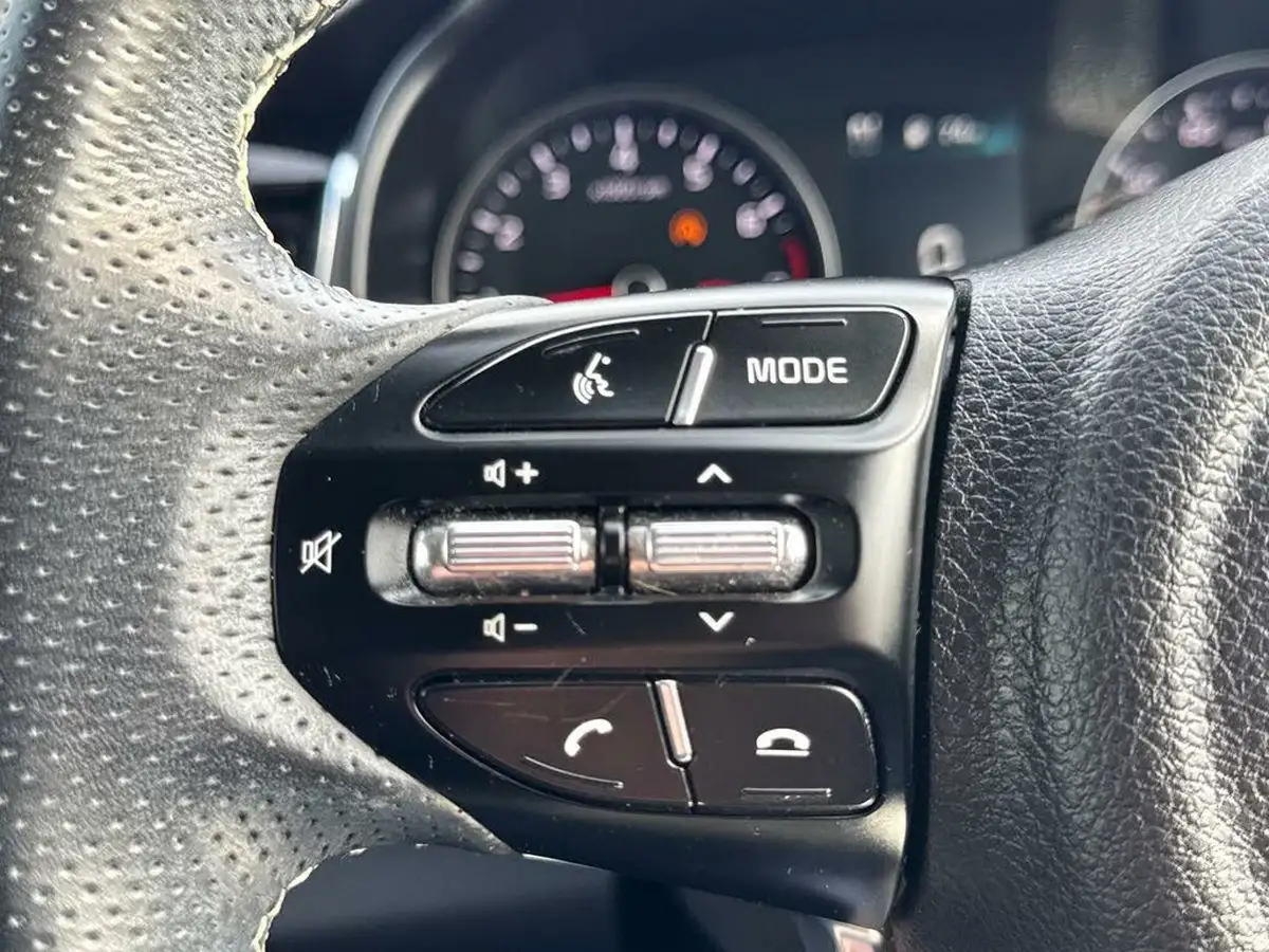 2022-kia-stonic-10-t-gdi-gt-line-118bhp-48v-big-13