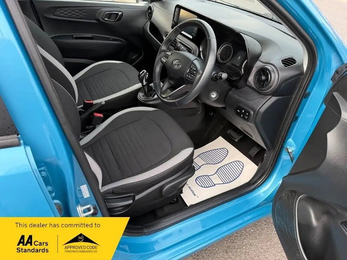 2020-hyundai-i10-10-se-connect-auto-big-5