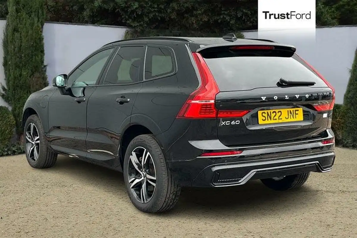 2022-volvo-xc60-20-t6-r-design-350bhp-plug-in-hybrid-big-1