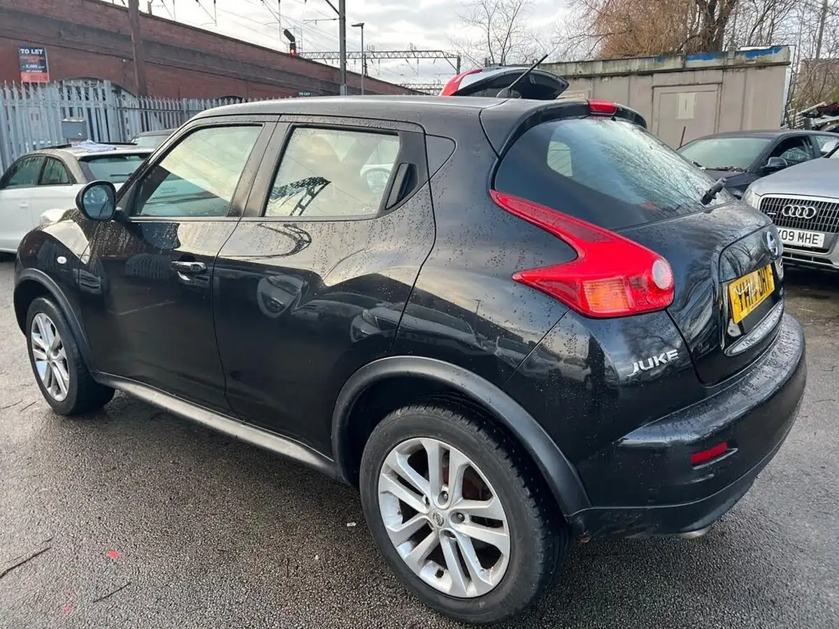 2014-nissan-juke-15td-acenta-big-18