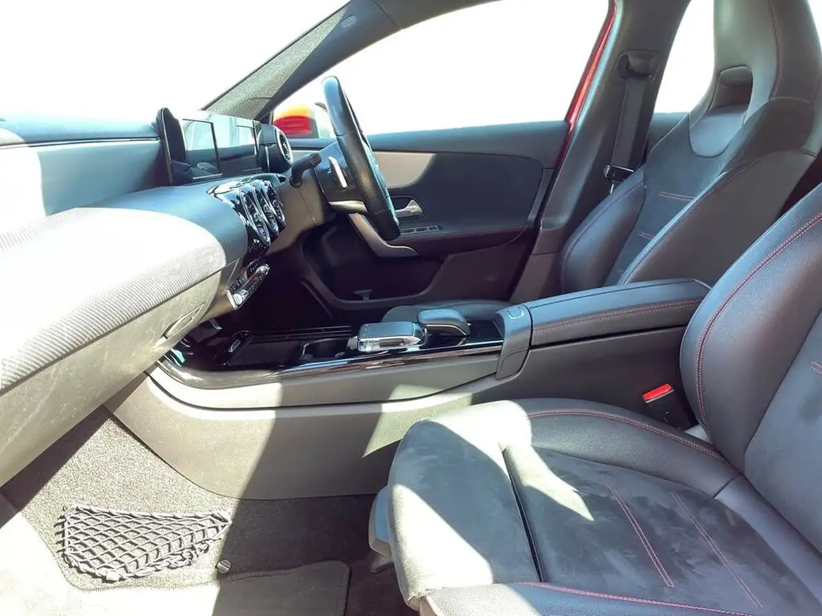 2018-mercedes-benz-a-class-15d-a180d-amg-line-116ps-ss-hatchback-5d-7g-dct-big-9