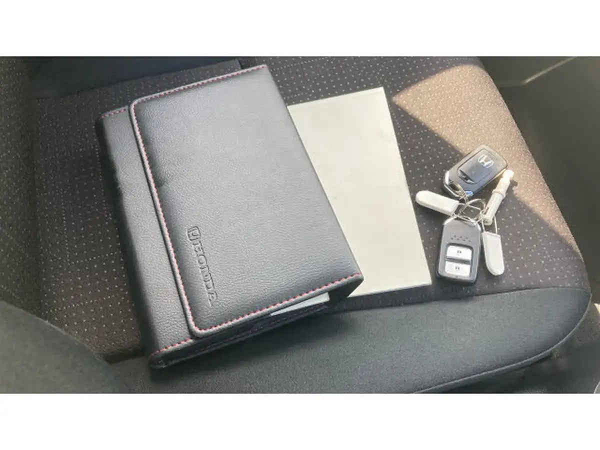 2016-honda-jazz-13-i-vtec-ex-navi-big-31