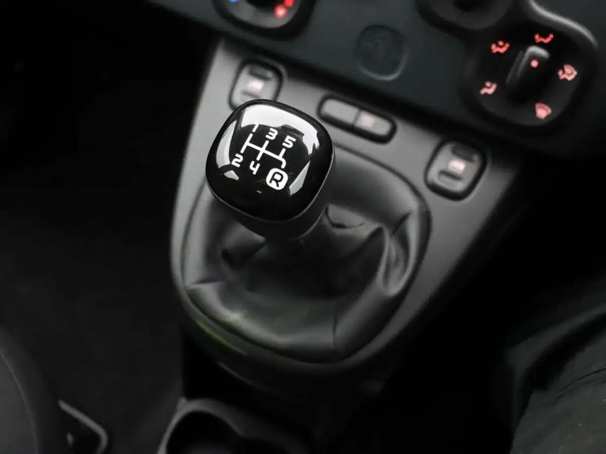 2019-fiat-panda-12-easy-ss-big-16