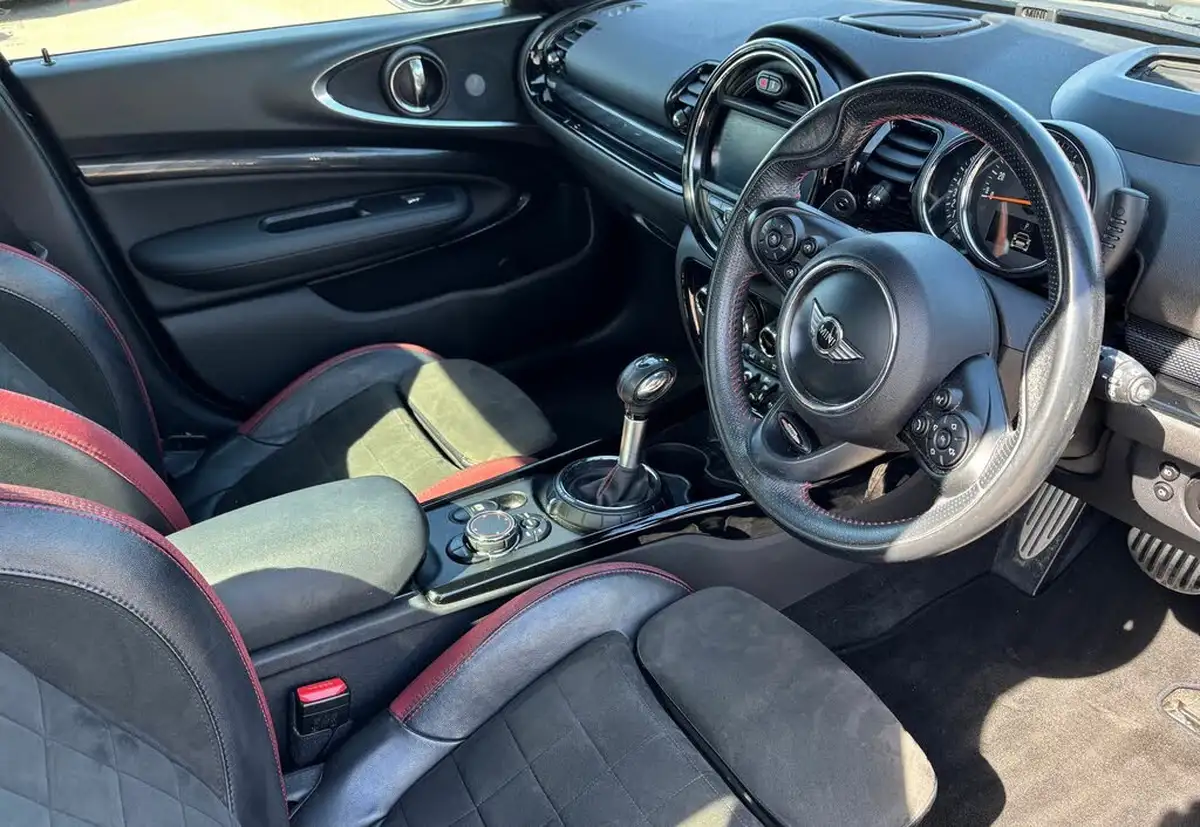 2015-mini-clubman-20-cooper-s-big-16
