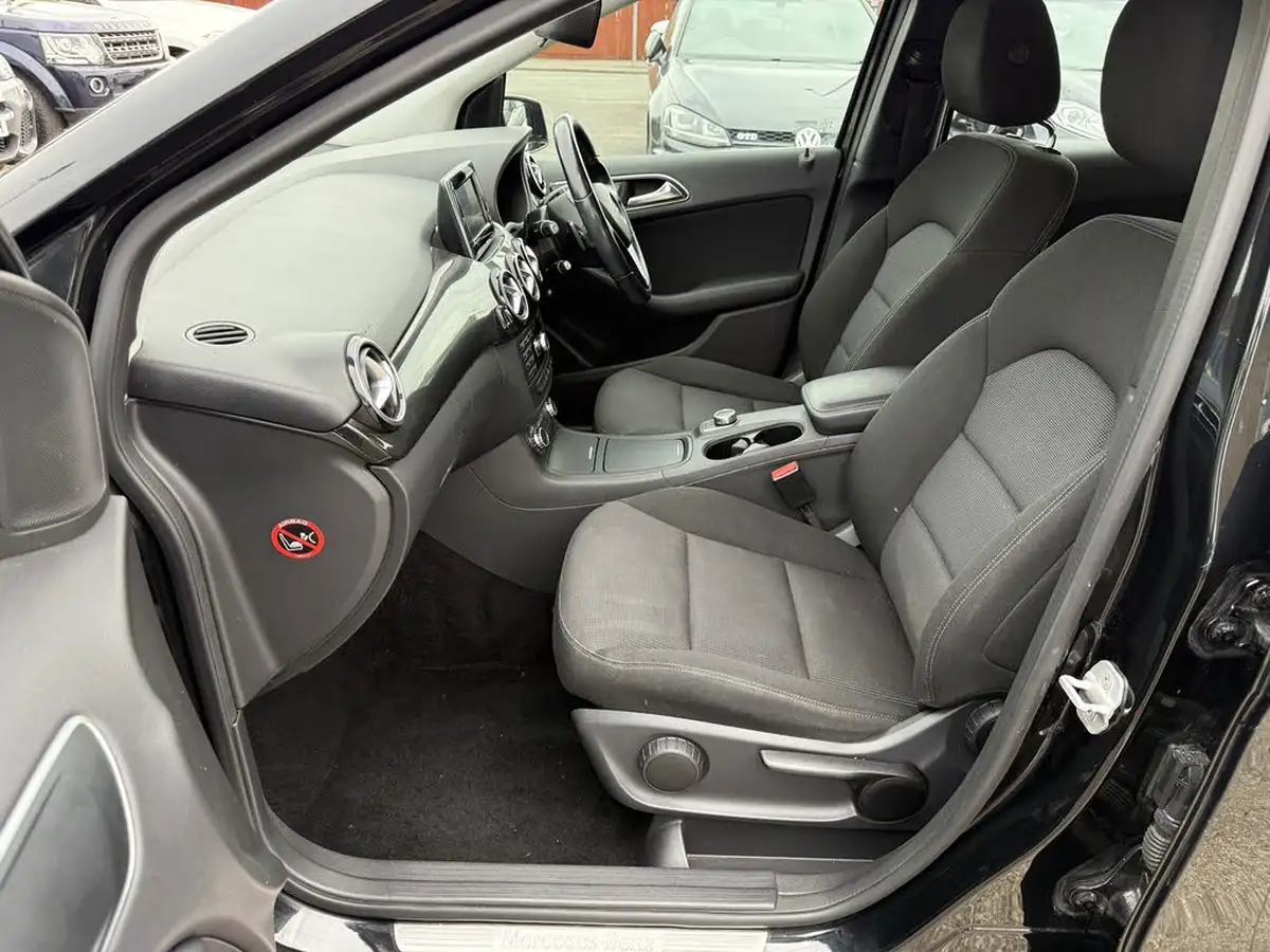 2013-mercedes-benz-b-class-18-cdi-b180-se-big-40
