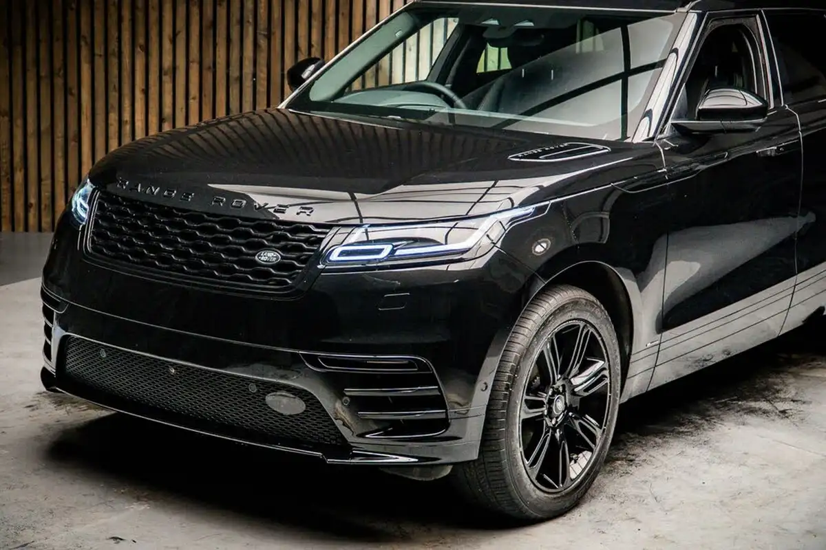 2021-land-rover-range-rover-velar-20-d200-velar-edition-big-13