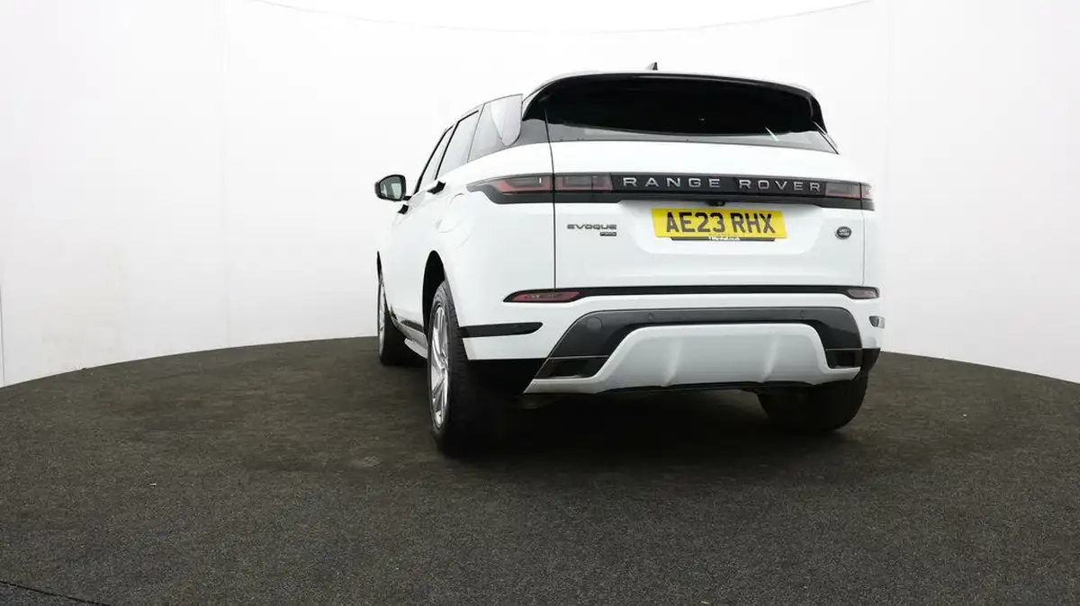 2023-land-rover-range-rover-evoque-15-p300e-r-dynamic-s-big-23