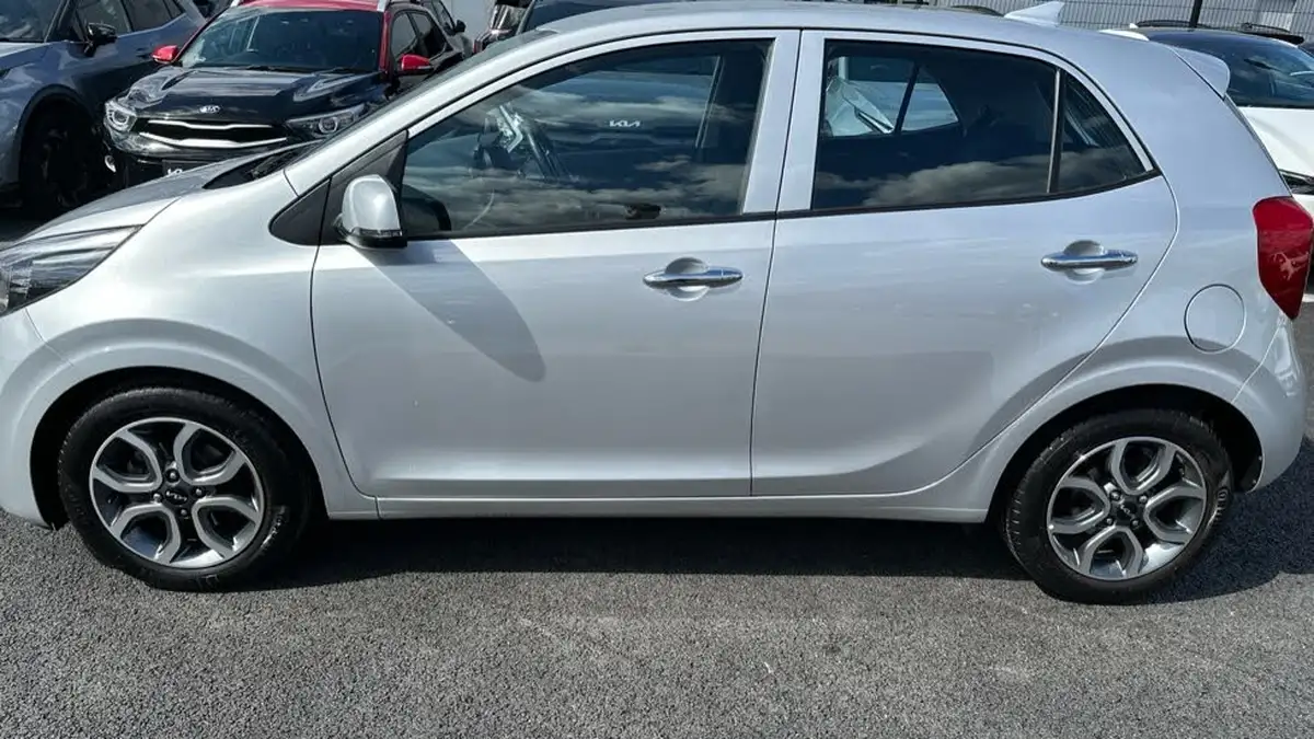 2023-kia-picanto-10-3-big-42