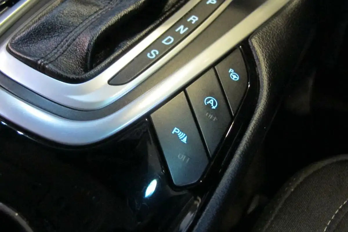 2017-ford-edge-20tdci-sport-210ps-lux-pack-powershift-big-33