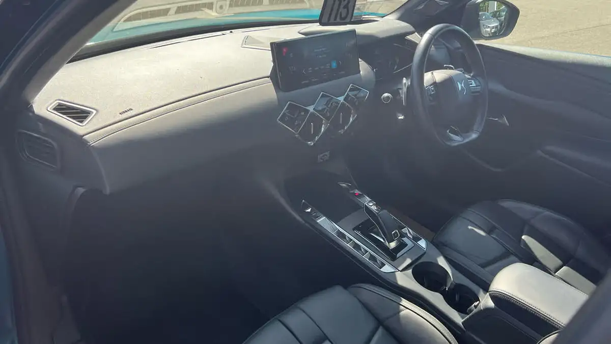 2019-ds-ds-3-crossback-12-puretech-ultra-prestige-155ps-big-11