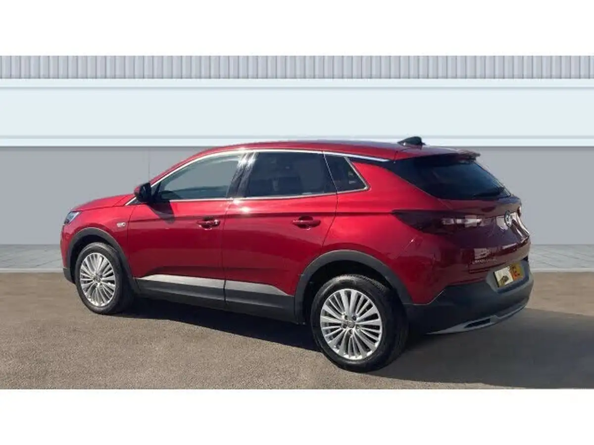 2019-vauxhall-grandland-x-12-tech-line-nav-big-1