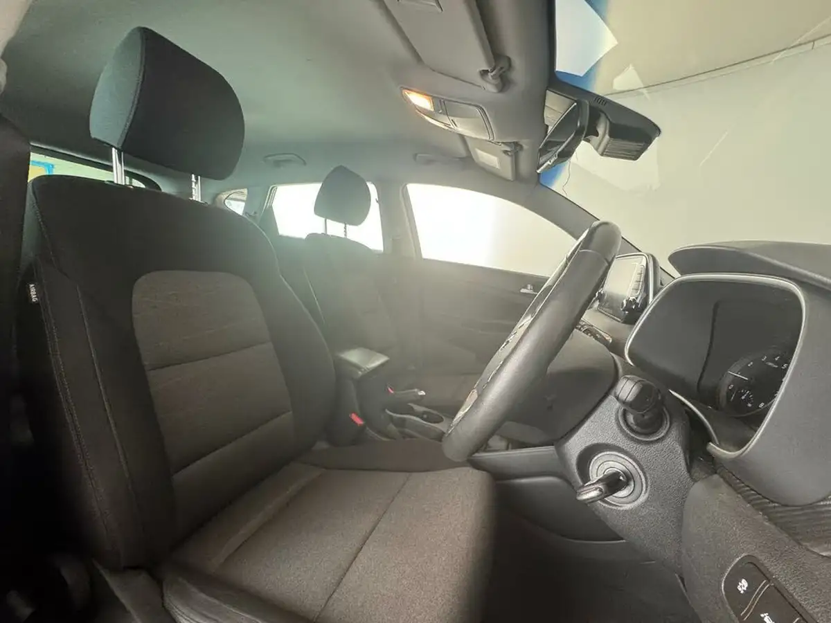 2018-hyundai-tucson-16-gdi-se-nav-big-19