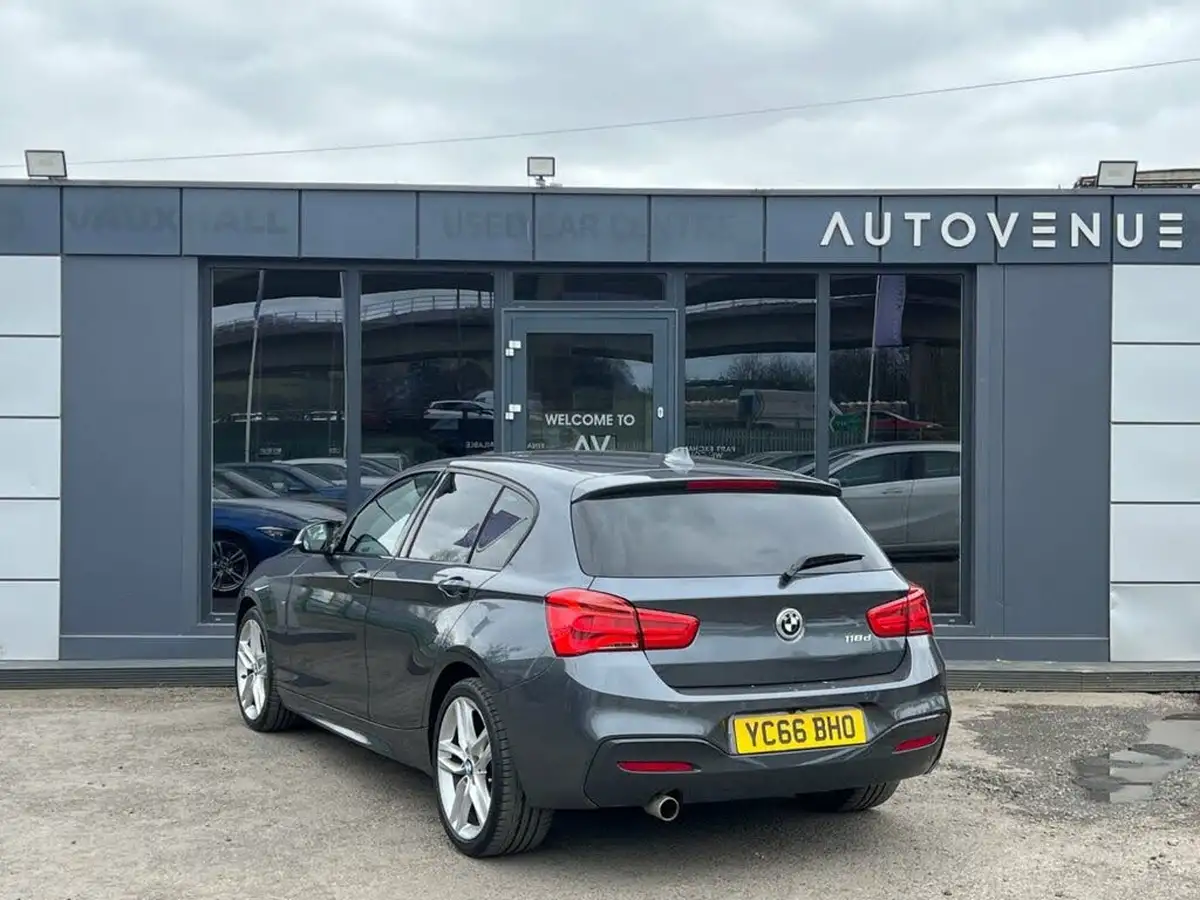 2016-bmw-1-series-20td-118d-m-sport-5d-auto-big-2