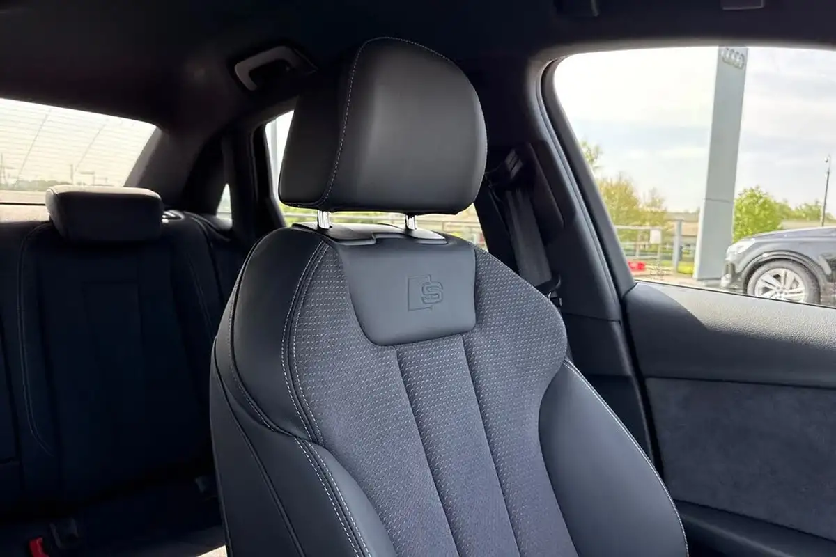 2024-audi-a4-20-35-tfsi-s-line-big-48