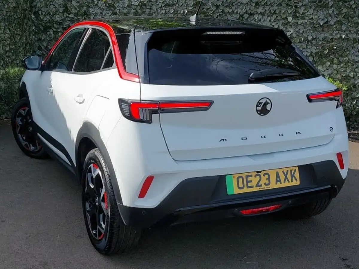 2023-vauxhall-mokka-e-gs-line-big-1
