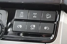 2019-volkswagen-transporter-small-29