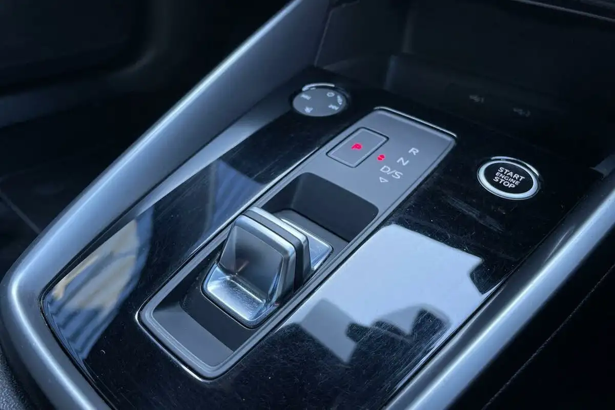 2023-audi-a3-20-35-tdi-edition-1-saloon-4d-big-28