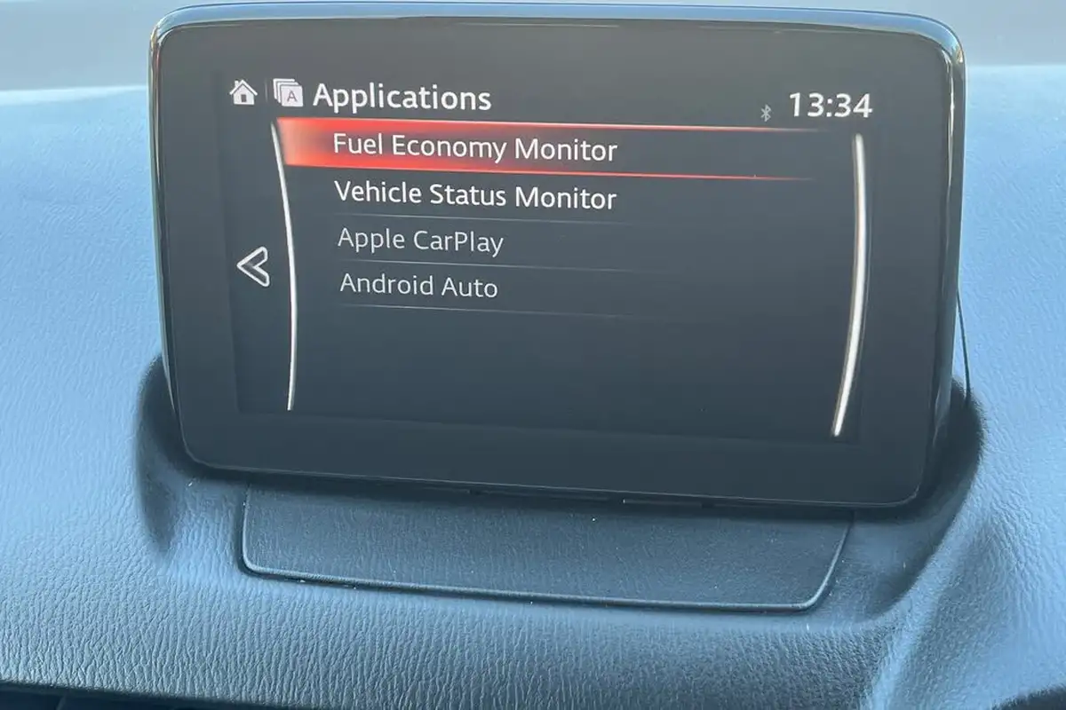 2020-mazda-mazda2-15-skyactiv-g-sport-nav-auto-big-19