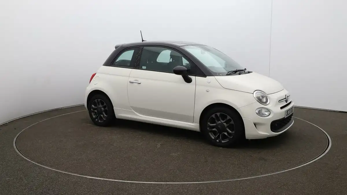 2021-fiat-500-10-hey-google-big-35