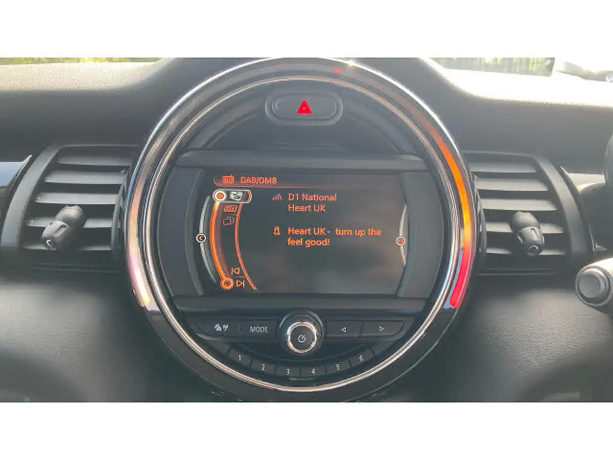 2018-mini-cooper-15-cooper-series-ii-ss-hatchback-5d-big-11