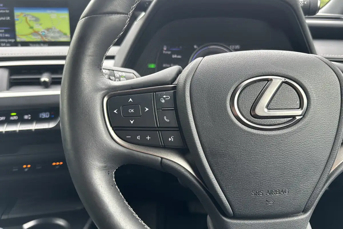 2020-lexus-ux-250h-20-ux-premium-pack-with-navigation-big-15