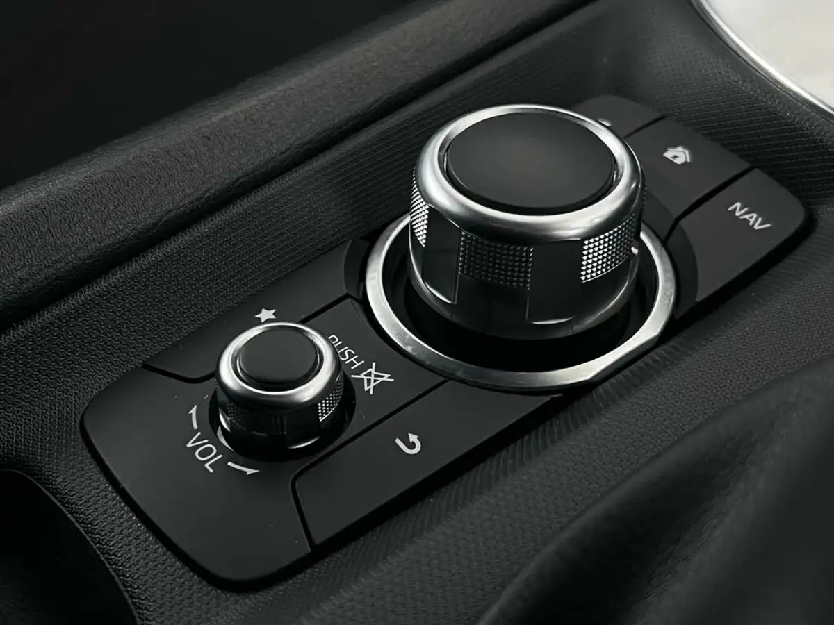 2018-mazda-mx-5-15-se-l-rf-big-34