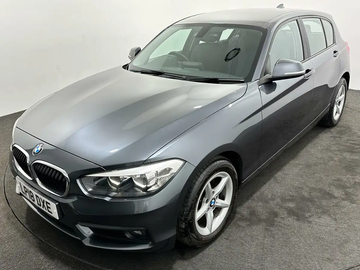 2018-bmw-1-series-20td-118d-se-5d-big-48