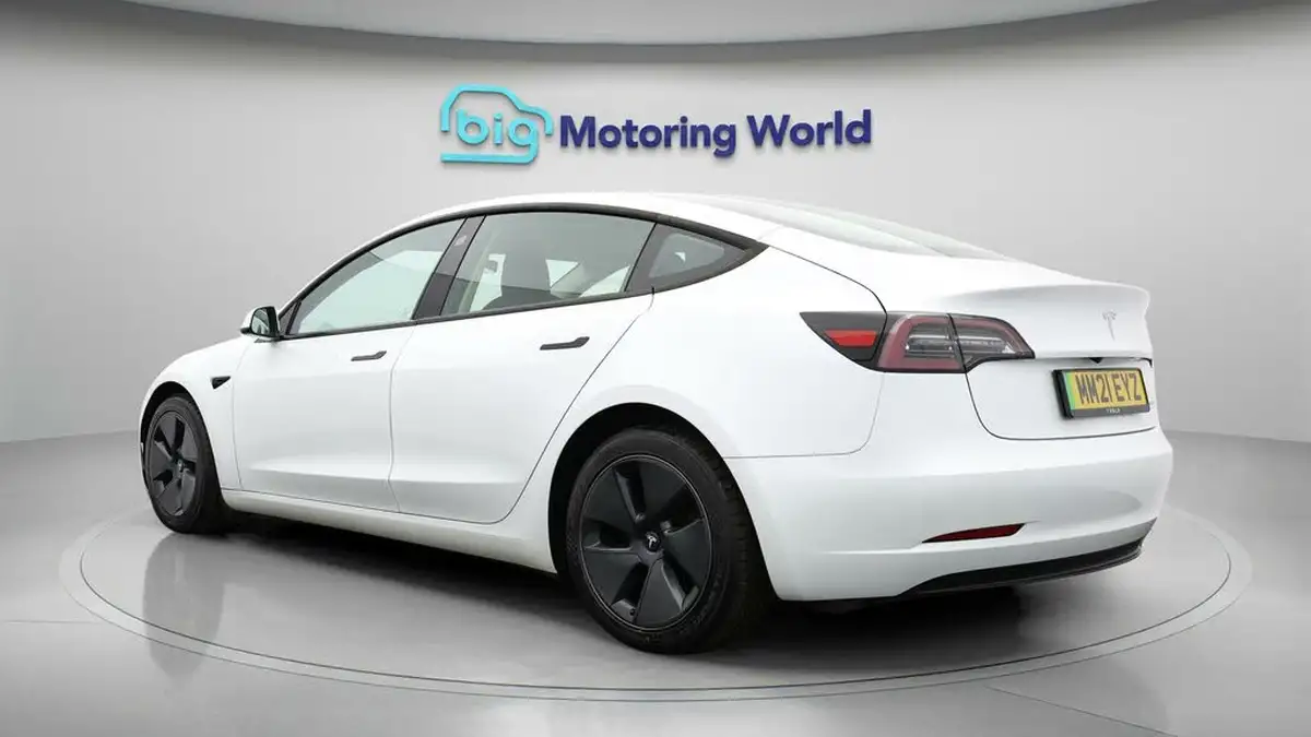 2021-tesla-model-3-e-long-range-4x4-big-4