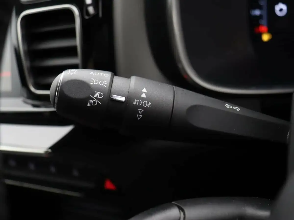 2021-citroen-c5-aircross-15bluehdi-shine-plus-big-35