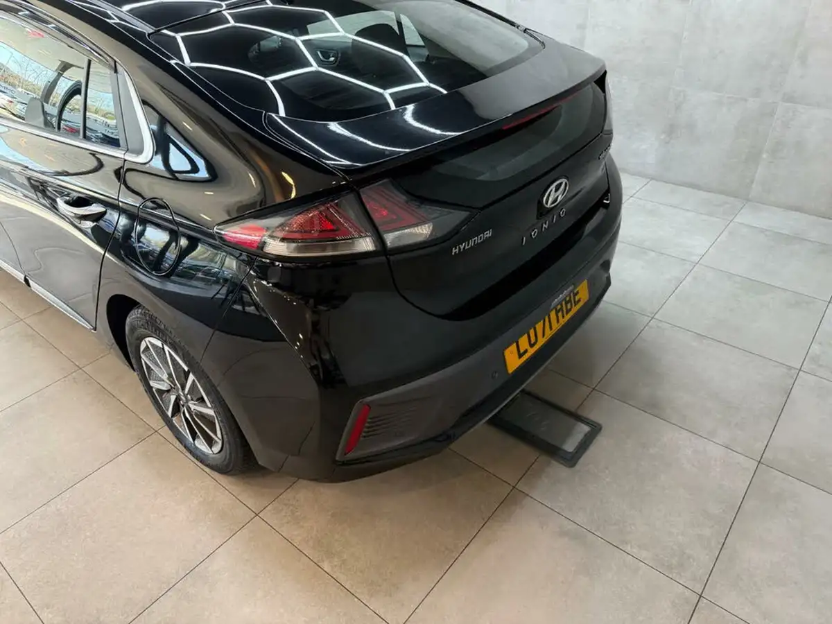 2022-hyundai-ioniq-e-premium-electric-big-4