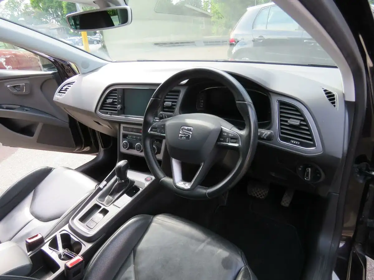 2019-seat-leon-20-tsi-xcellence-lux-estate-big-48