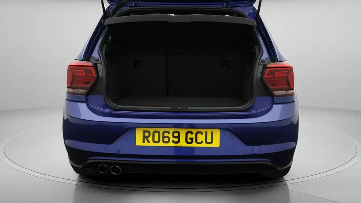 2019-volkswagen-polo-20-tsi-gti-big-16