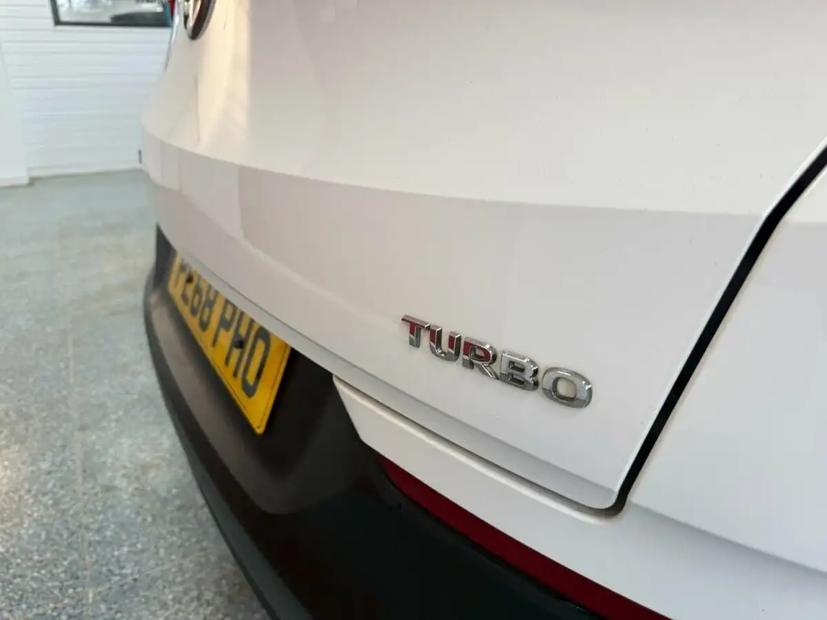 2018-vauxhall-grandland-x-12-se-130ps-big-7
