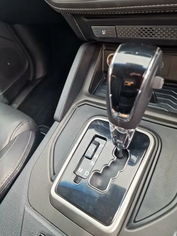 2019-kgm-ssangyong-musso-22td-rebel-auto-big-20