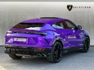 2022-lamborghini-urus-40-no-trim-small-2
