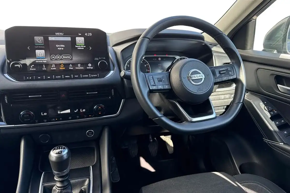 2022-nissan-qashqai-13-dig-t-n-connecta-140ps-big-16