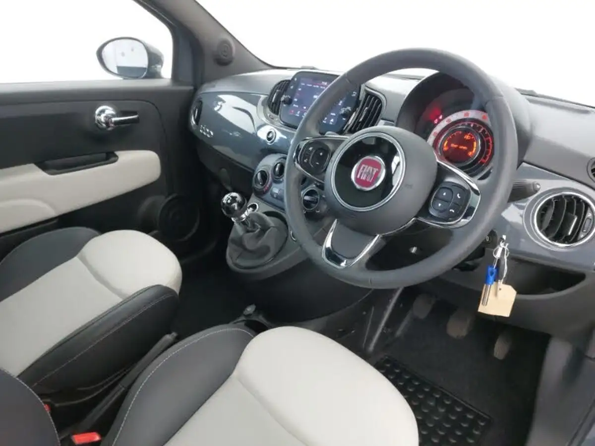 2022-fiat-500-10-dolcevita-big-10