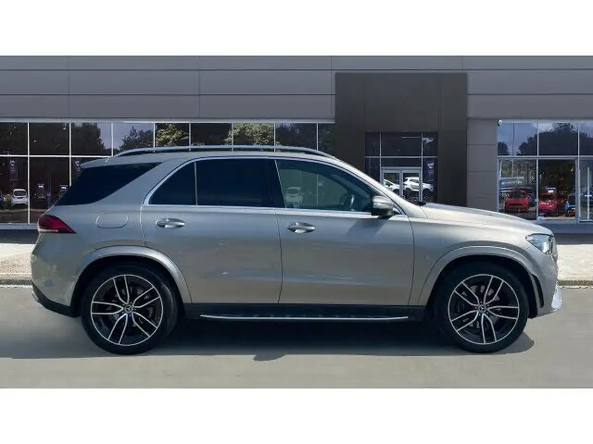 2021-mercedes-benz-gle-class-29d-gle350d-amg-line-premium-plus-7-big-4