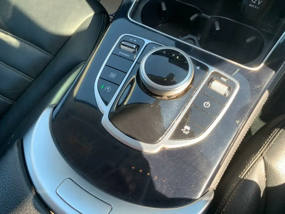 2018-mercedes-benz-glc-class-20-glc250-urban-edition-big-18