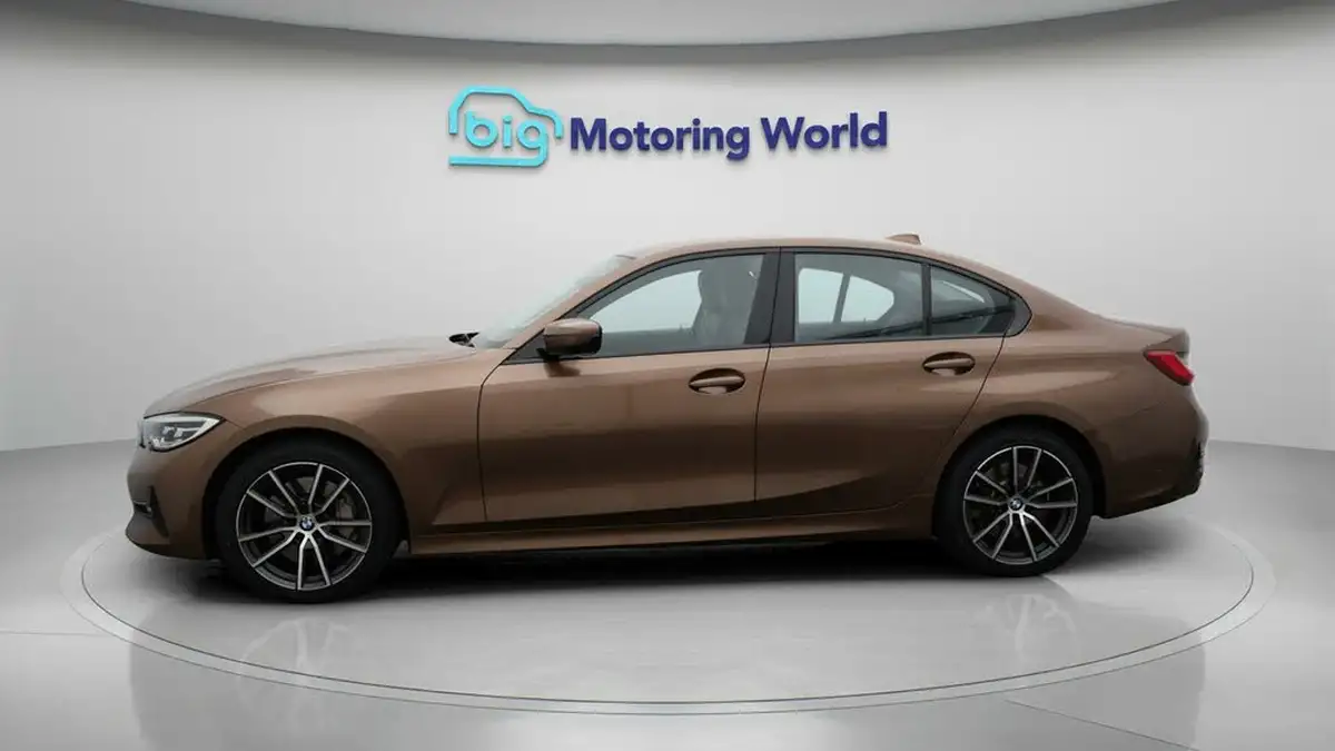 2020-bmw-3-series-20-330i-sport-saloon-4d-big-4