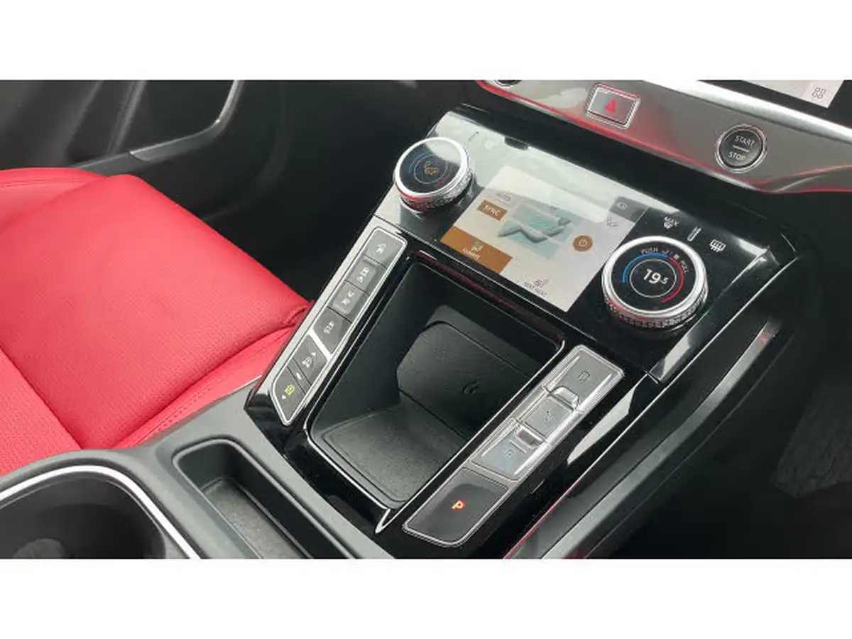 2024-jaguar-i-pace-ev400-r-dynamic-hse-black-big-12