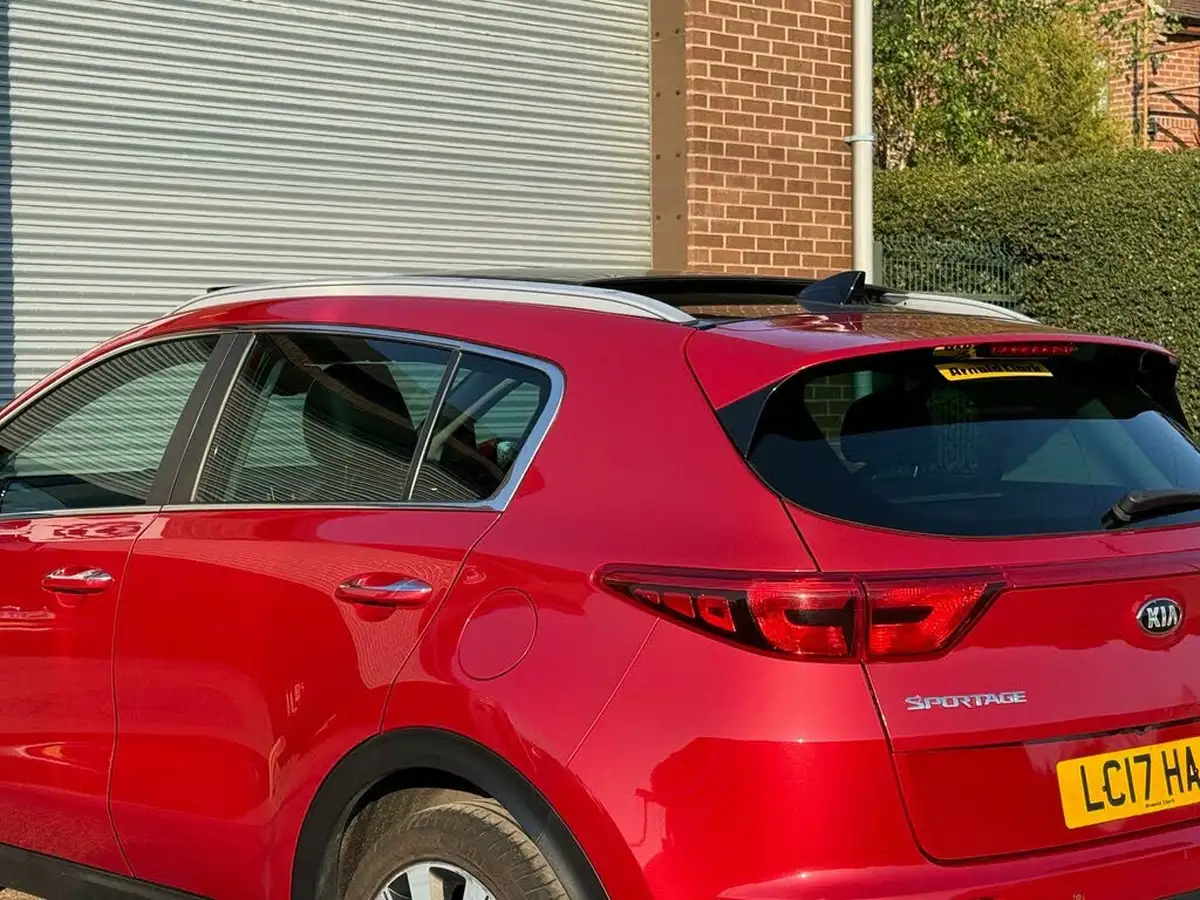 2017-kia-sportage-20crdi-kx-3-big-24