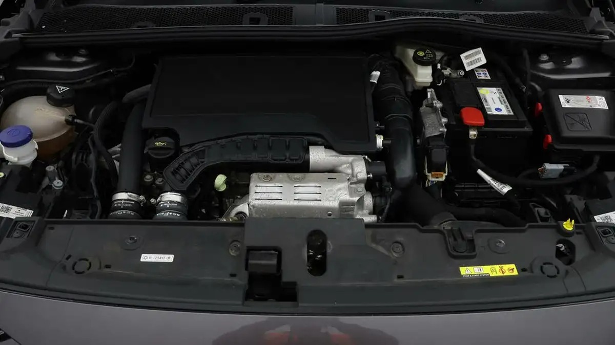 2020-vauxhall-corsa-12-turbo-se-premium-big-18