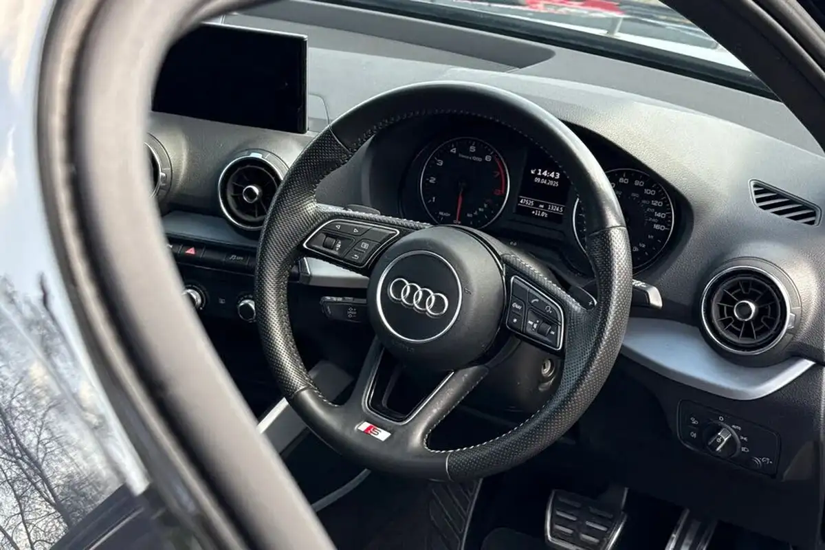 2018-audi-q2-14-tfsi-s-line-s-tronic-big-30