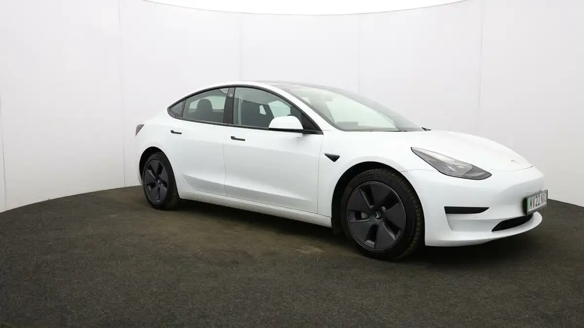 2021-tesla-model-3-e-standard-plus-big-40