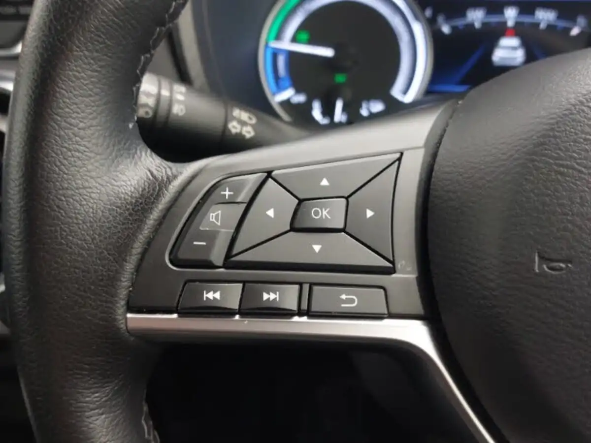 2022-nissan-juke-16-hybrid-tekna-big-15