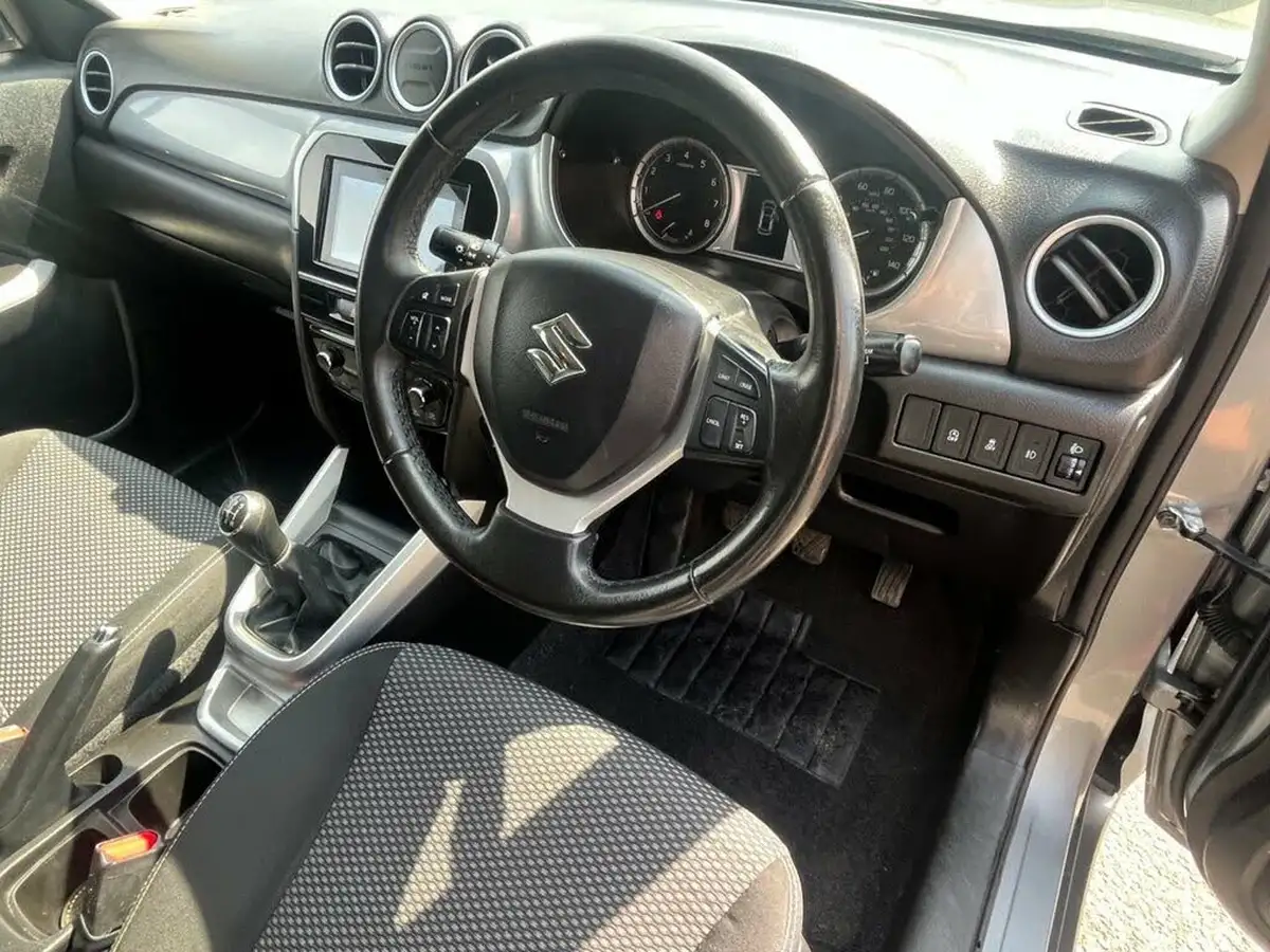 2017-suzuki-vitara-16-sz-t-big-9
