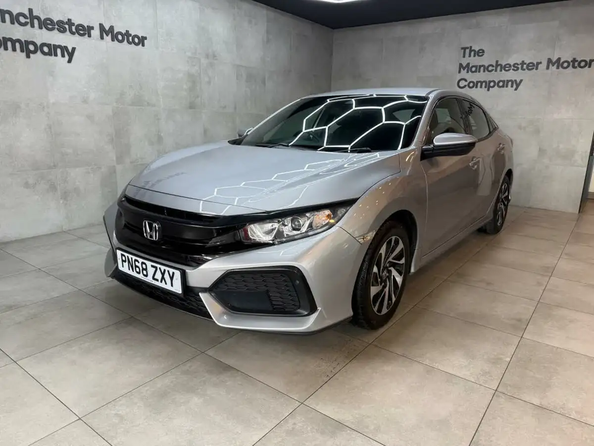 2018-honda-civic-10-vtec-turbo-se-126ps-hatchback-5d-big-0