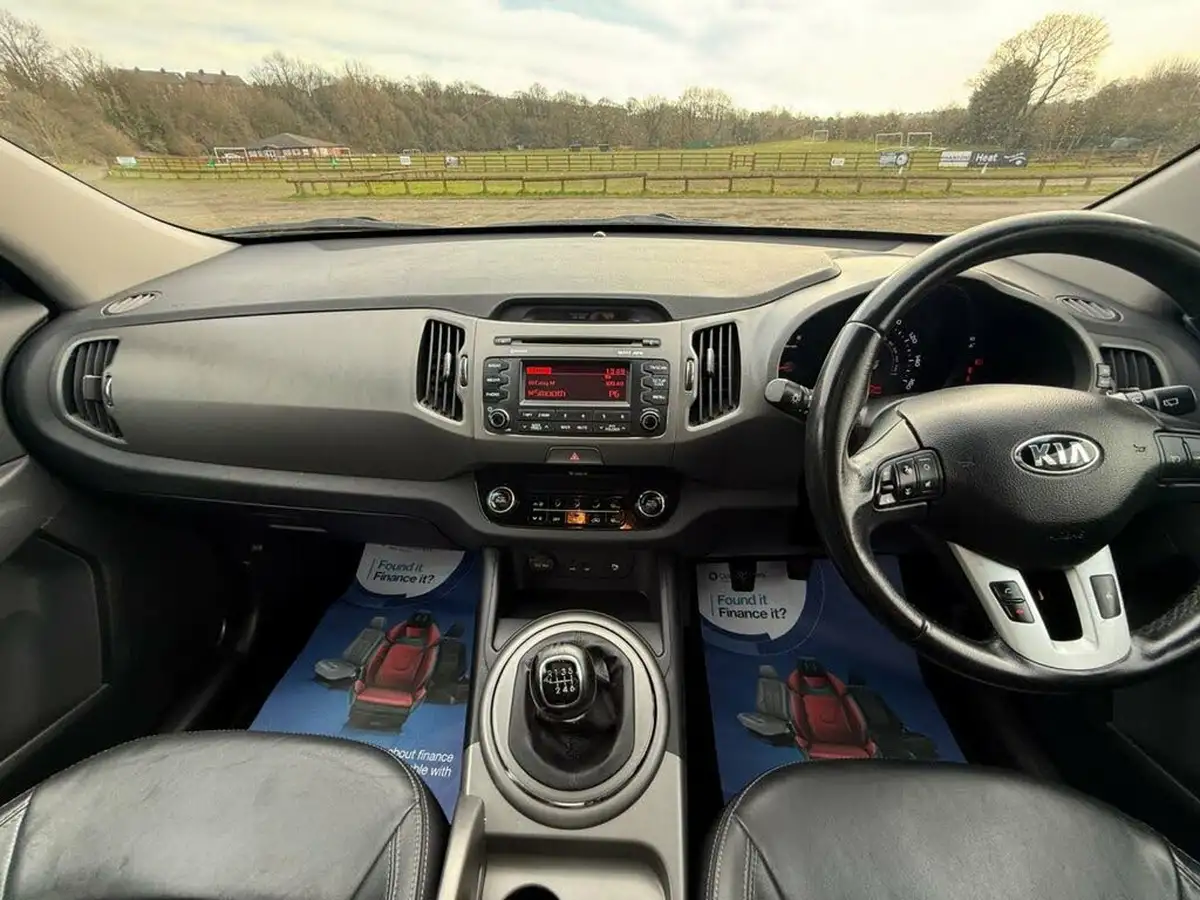 2014-kia-sportage-16-2-133bhp-isg-big-13